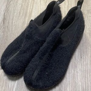 Earth loafers